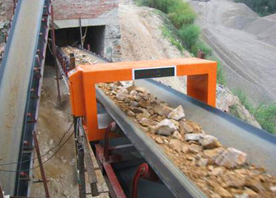 Circuits Tunnel Iron Tramp Metaldetector voor Energy Mining Belt Breedte 500-2000mm