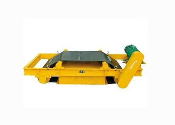 RCYD-5 zelfreinigende permanente overband magnetische scheider voor dikke materialen 150 mm