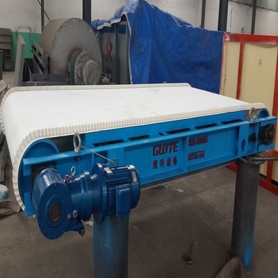 Magnetische separator voor natte verwerking met een hoge gradiëntintensiteit en een hoge recyclingverhouding