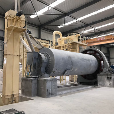 Ball Mill voor 325 Mesh Silica Quartz Powder Productie Lijn Witte Quartz Powder Maker