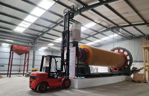 Grote kogelmolen van 10 tph voor kwartspoeder Gemakkelijke installatie en duurzame mijnbouwapparatuur